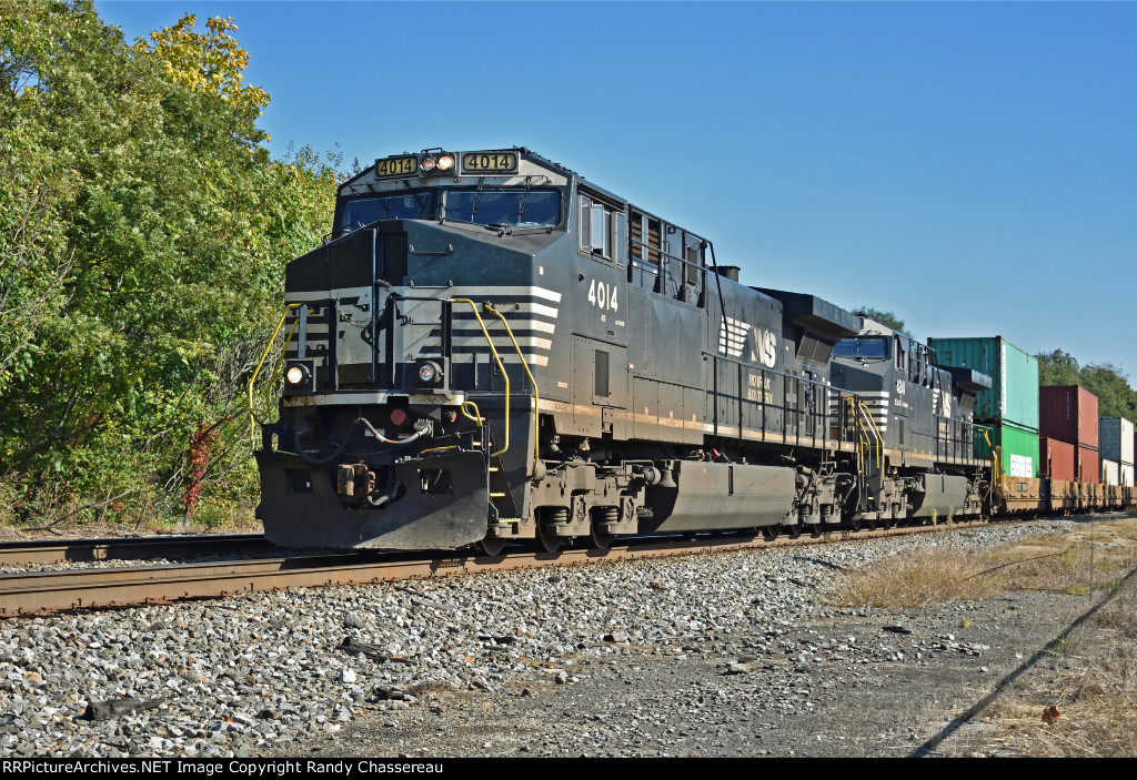 NS 4014 Train 247